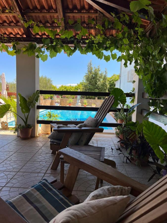 Apartman Gorana With Swimming Pool Jelsa  Zewnętrze zdjęcie