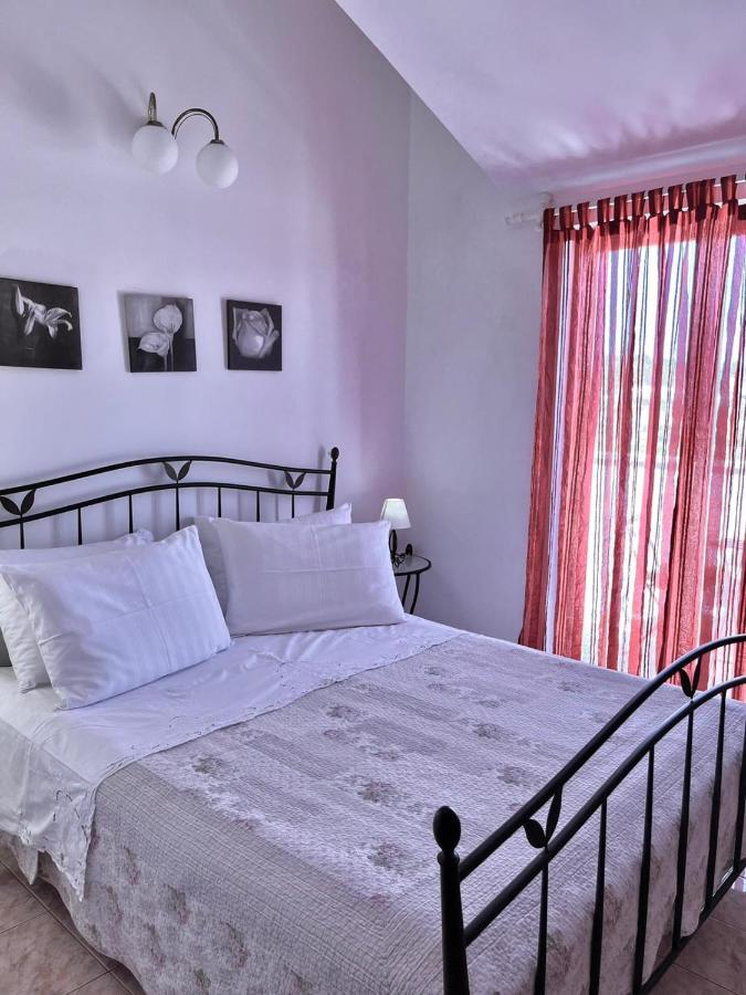 Apartman Gorana With Swimming Pool Jelsa  Zewnętrze zdjęcie